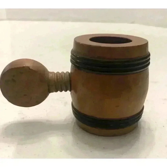 Vintage Wooden Mini Wine Whiskey Barrel Screw Twist Handle Nutcracker Nut - Picture 1 of 4